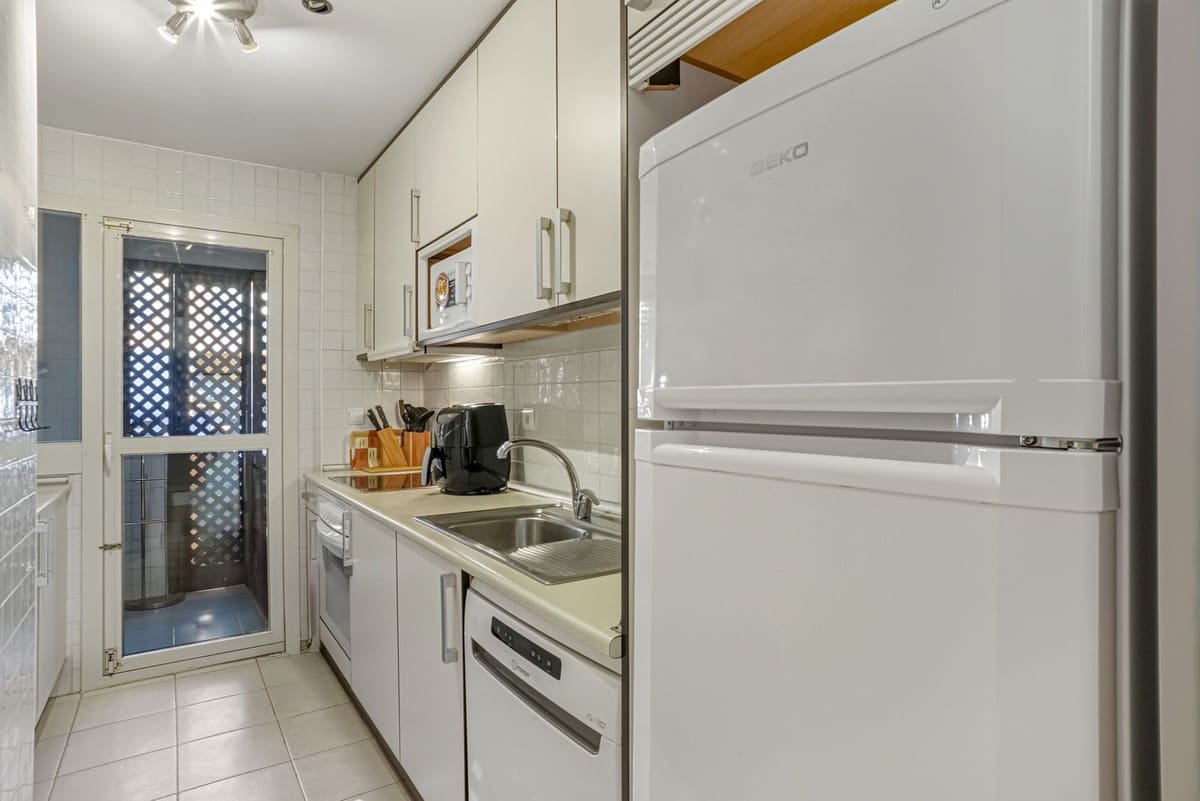 3 soveværelse Lejlighed til salg i Carib Playa med swimmingpool - € 435.000 (Ref: 9402459)