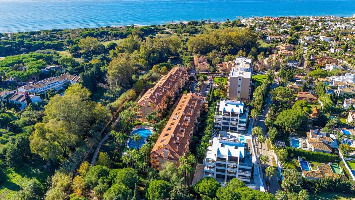 3 soveværelse Lejlighed til salg i Carib Playa med swimmingpool - € 435.000 (Ref: 9402459)