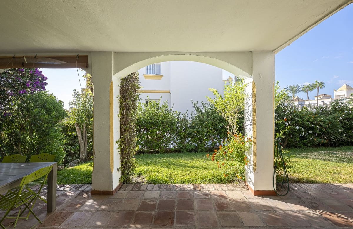 3 bedroom Townhouse for sale in New Golden Mile with pool - € 520,000 (Ref: 9421592)