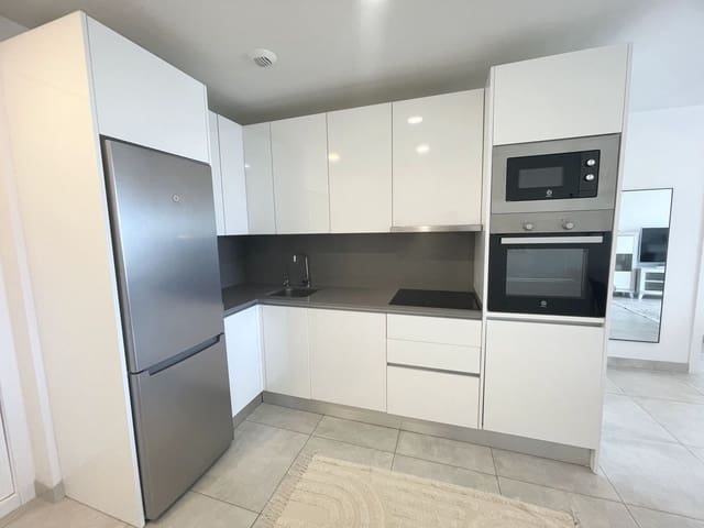 Apartamento de 3 habitaciones en La Cala de Mijas, Mijas en venta con piscina - 610.000 € (Ref: 9421595)