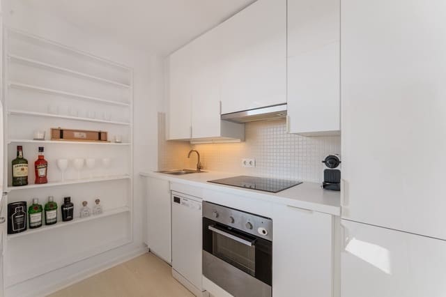 2 sovrum Lägenhet till salu i Nueva Andalucia, Marbella med pool - 349 000 € (Ref: 9443973)