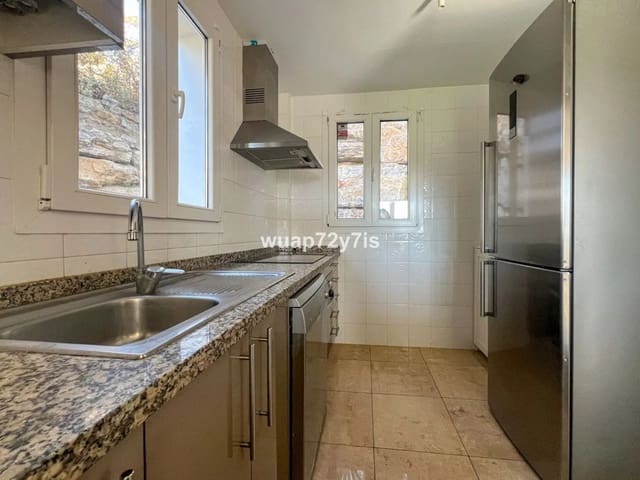 5 chambre Villa/Maison à vendre à Manilva avec piscine - 595 000 € (Ref: 9443976)