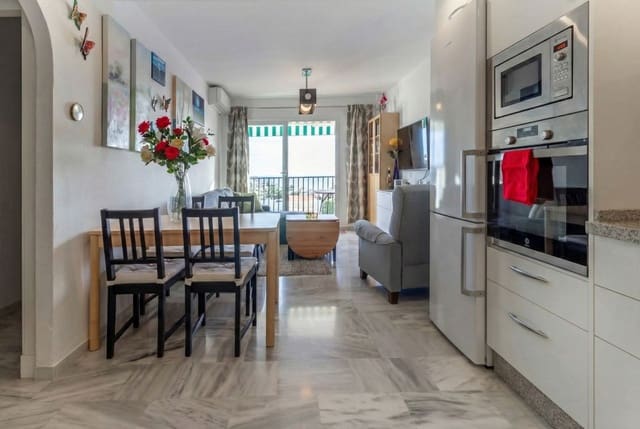 2 bedroom Apartment for sale in La Cala de Mijas, Mijas with pool - € 310,000 (Ref: 9473442)