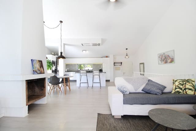 3 soverom Hus til salgs i New Golden Mile, Estepona med svømmebasseng - € 399 000 (Ref: 9489852)