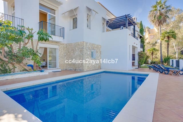 4 soveværelse Villa til salg i La Cala Golf, Mijas med swimmingpool - € 1.950.000 (Ref: 9516602)