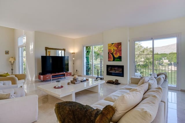 4 makuuhuone Huvila myytävänä paikassa La Cala Golf, Mijas mukana uima-altaan - 1 950 000 € (Ref: 9516602)