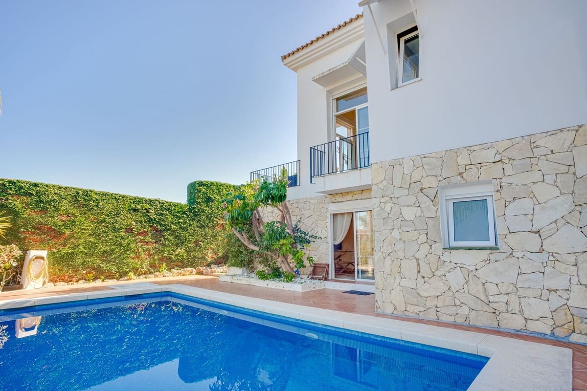 4 slaapkamer Villa te koop in La Cala Golf met zwembad - € 1.950.000 (Ref: 9516602)