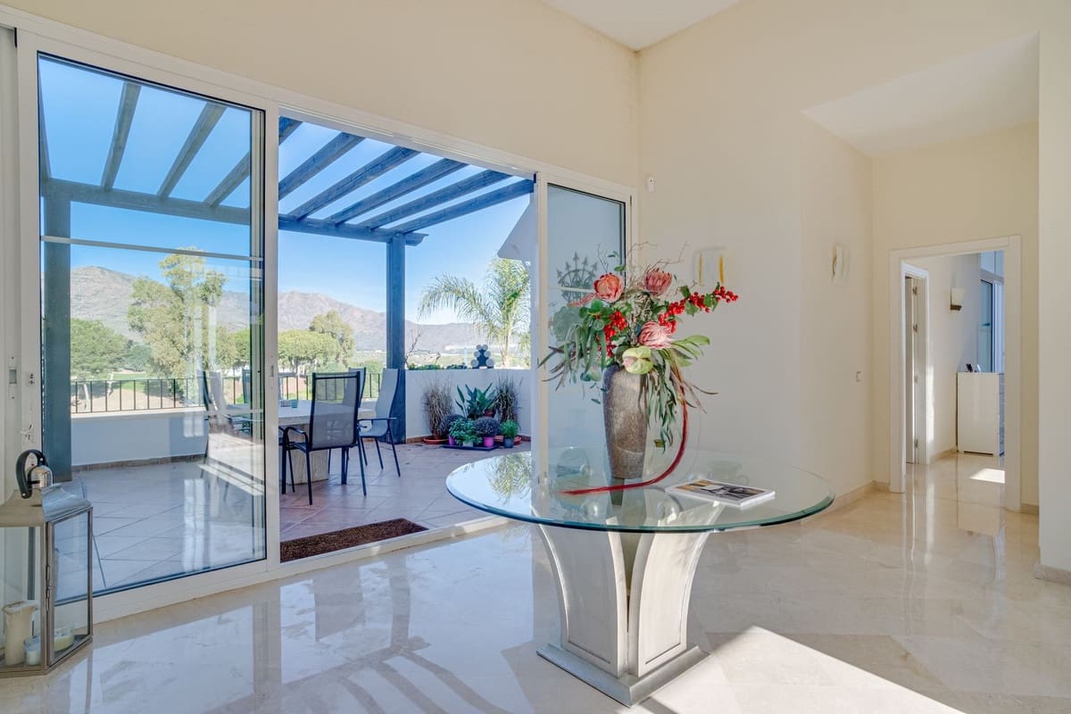 4 bedroom Villa for sale in La Cala Golf with pool - € 1,950,000 (Ref: 9516602)