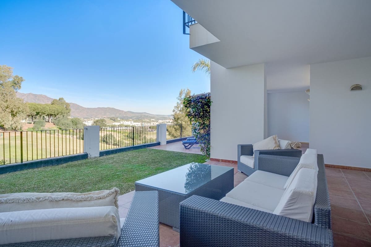 4 bedroom Villa for sale in La Cala Golf with pool - € 1,950,000 (Ref: 9516602)