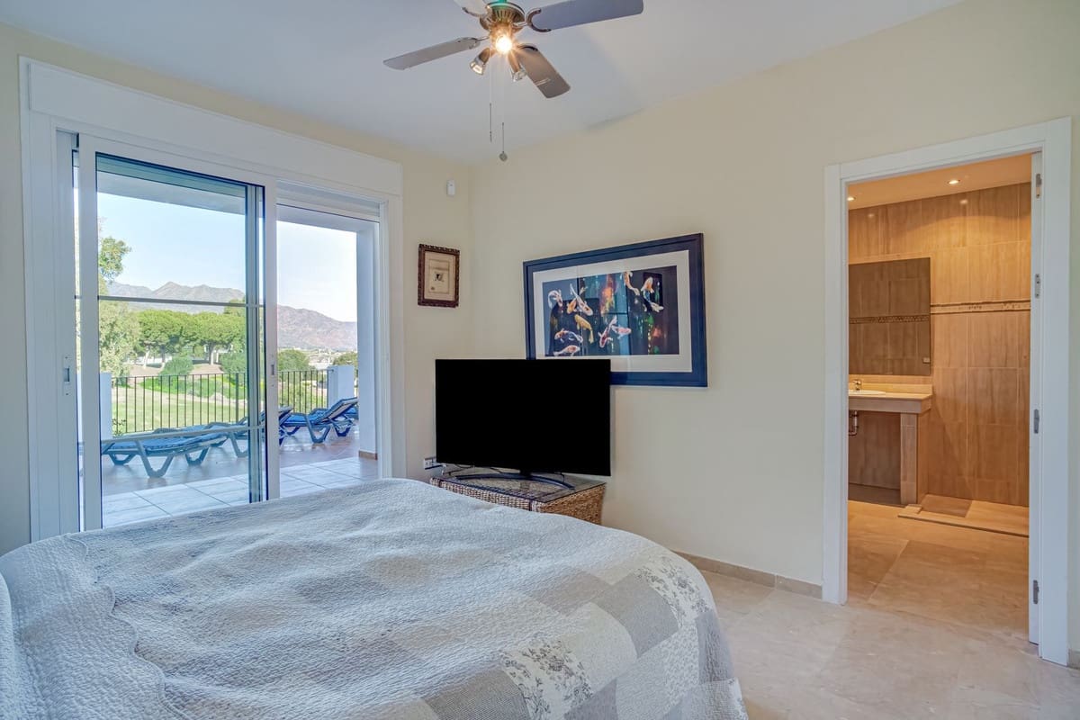 4 bedroom Villa for sale in La Cala Golf with pool - € 1,950,000 (Ref: 9516602)