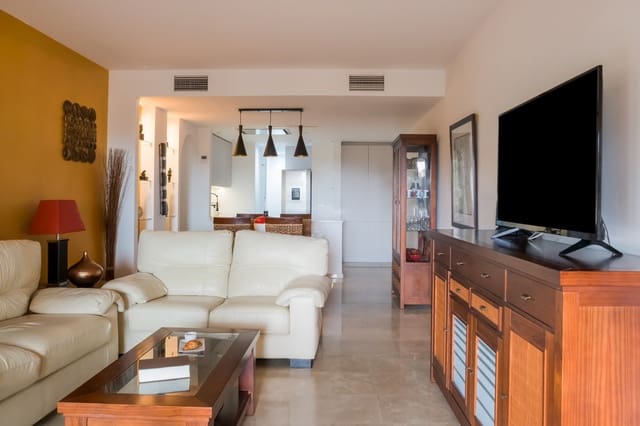 2 chambre Appartement à vendre à La Duquesa / Puerto de la Duquesa, Manilva avec piscine - 325 000 € (Ref: 9559780)