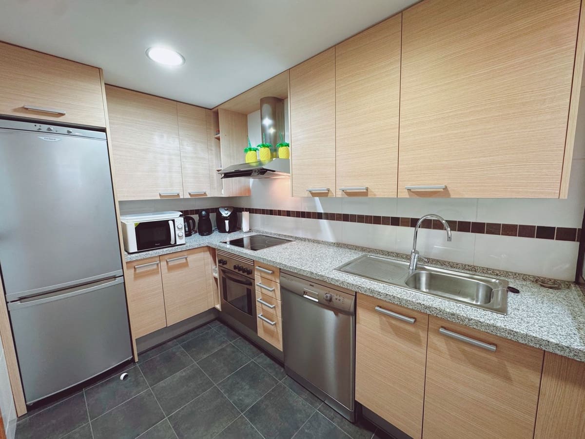 2 sovrum Lägenhet till salu i La Cala de Mijas med pool - 265 000 € (Ref: 9636105)