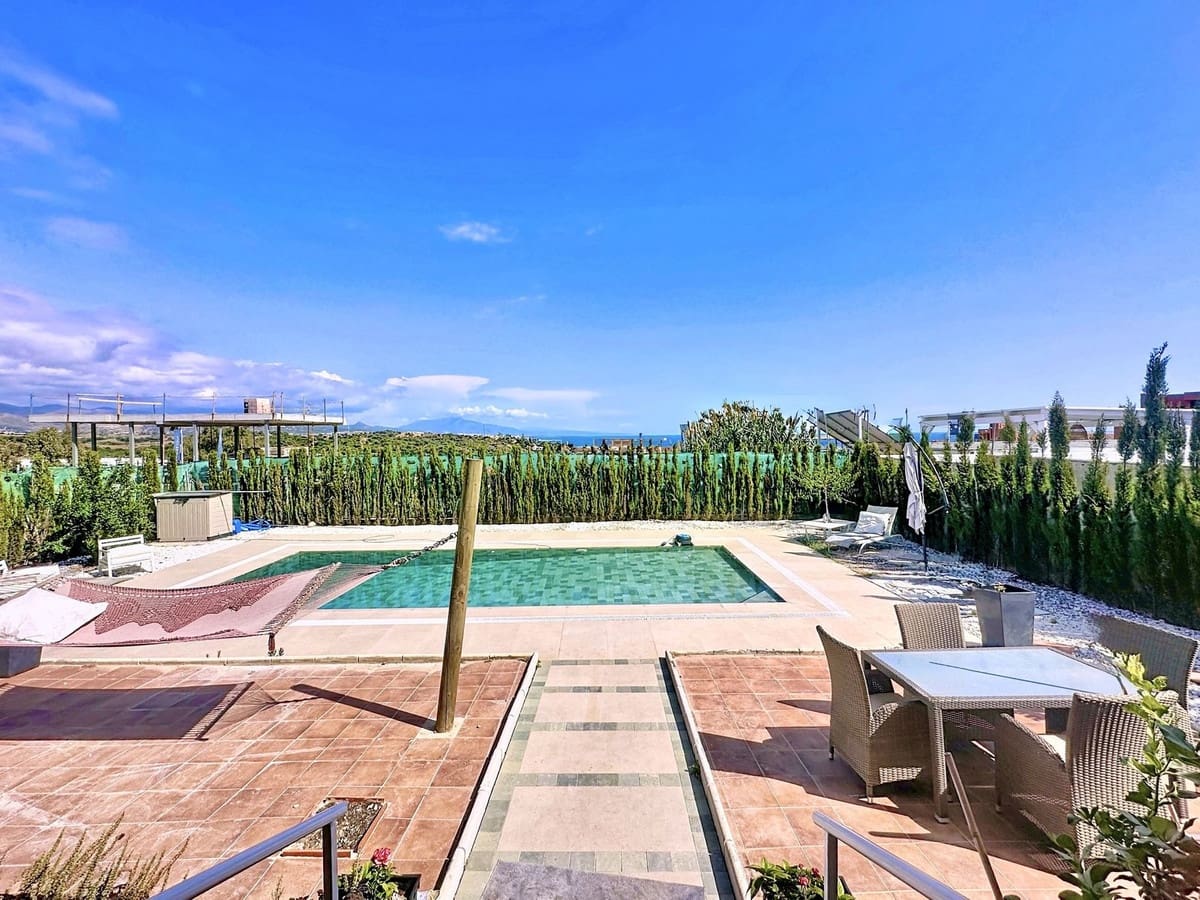 3 bedroom Villa for sale in Buenas Noches with pool - € 599,000 (Ref: 9708988)