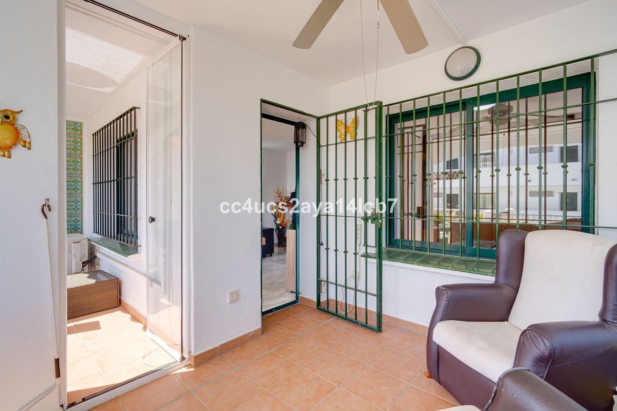 2 sovrum Lägenhet till salu i Benalmadena Costa med pool - 320 000 € (Ref: 9723571)