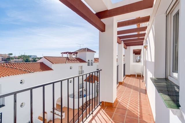 Ático de 2 habitaciones en Riviera del Sol, Mijas en venta con piscina - 335.000 € (Ref: 9729521)