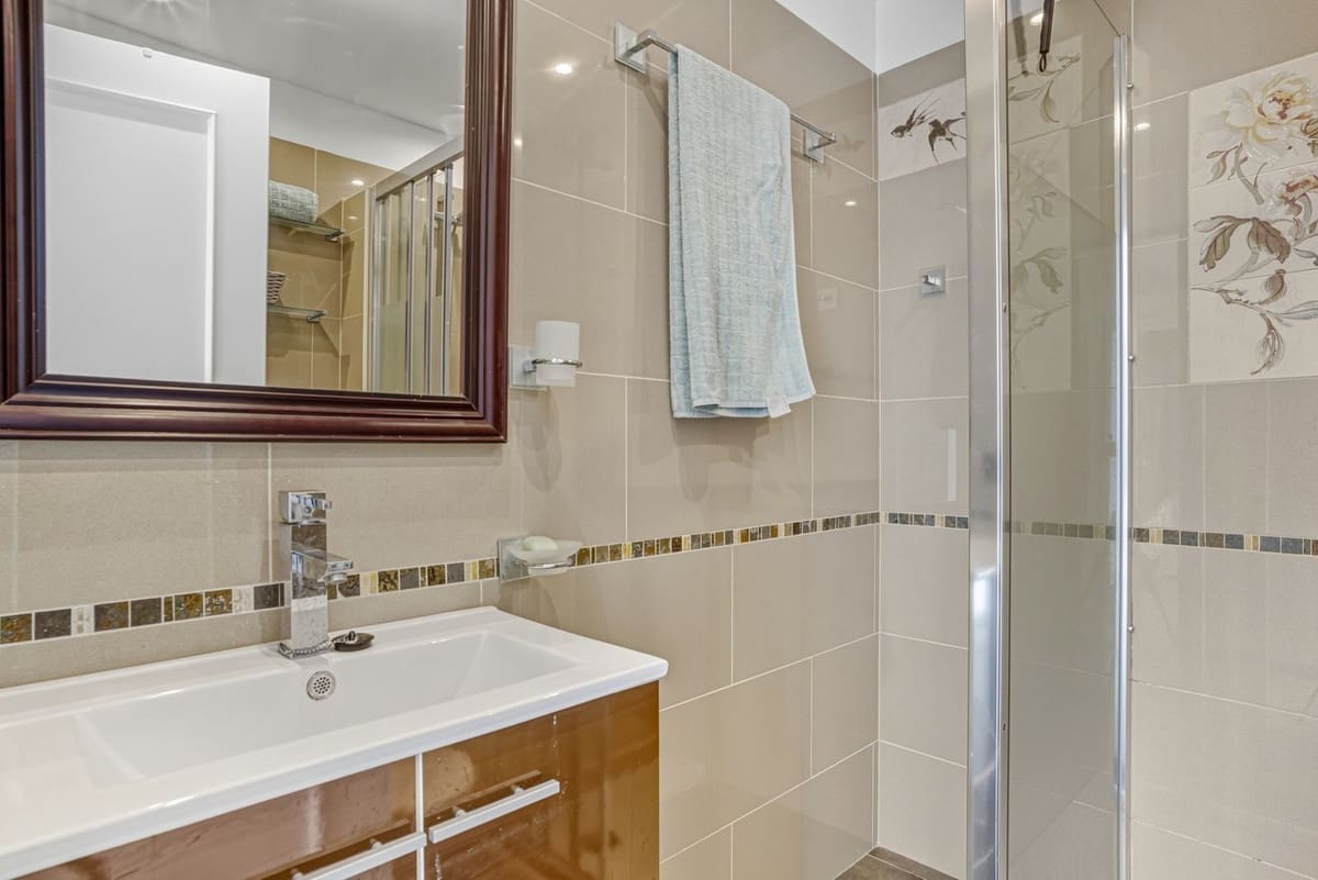 3 bedroom Townhouse for sale in Calahonda with pool - € 495,000 (Ref: 9753712)