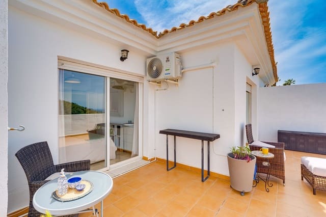 3 makuuhuone Kattohuoneisto myytävänä paikassa Calahonda, Mijas mukana uima-altaan - 449 000 € (Ref: 9772054)