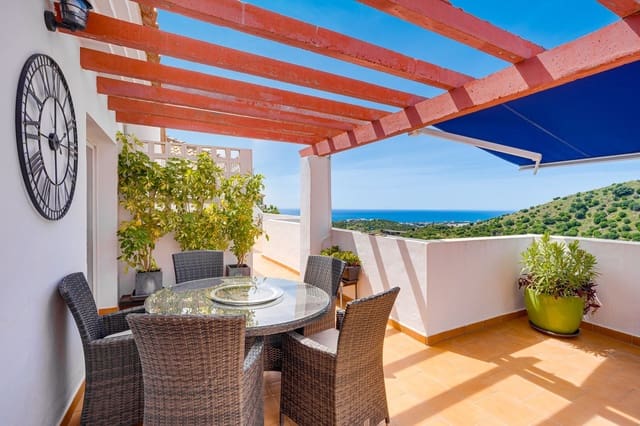 3 makuuhuone Kattohuoneisto myytävänä paikassa Calahonda, Mijas mukana uima-altaan - 449 000 € (Ref: 9772054)
