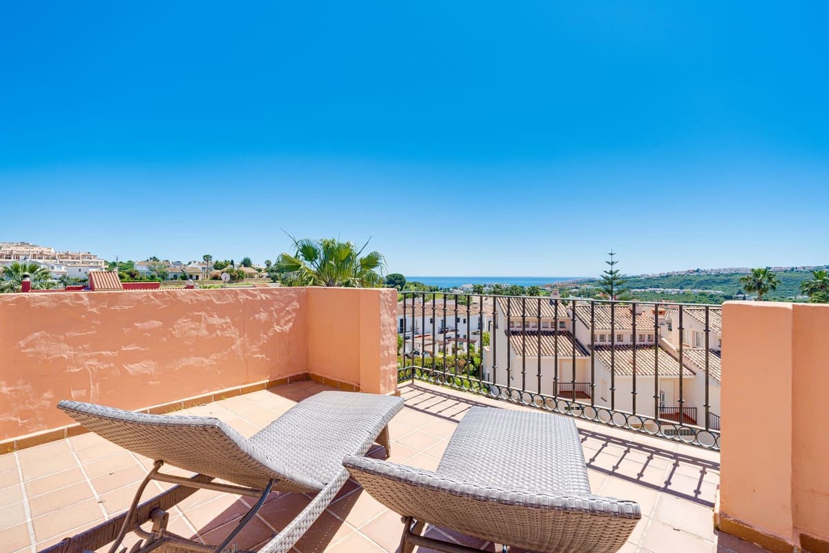 4 camera da letto Casa in vendita in La Duquesa / Puerto de la Duquesa con piscina - 495.000 € (Rif: 9778936)