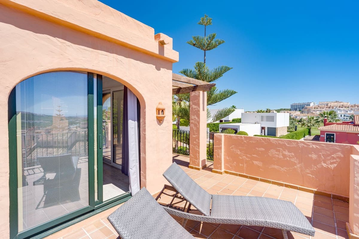 4 camera da letto Casa in vendita in La Duquesa / Puerto de la Duquesa con piscina - 495.000 € (Rif: 9778936)