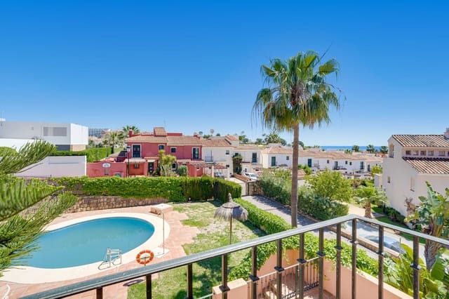 4 sovrum Hus till salu i La Duquesa / Puerto de la Duquesa, Manilva med pool - 495 000 € (Ref: 9778936)