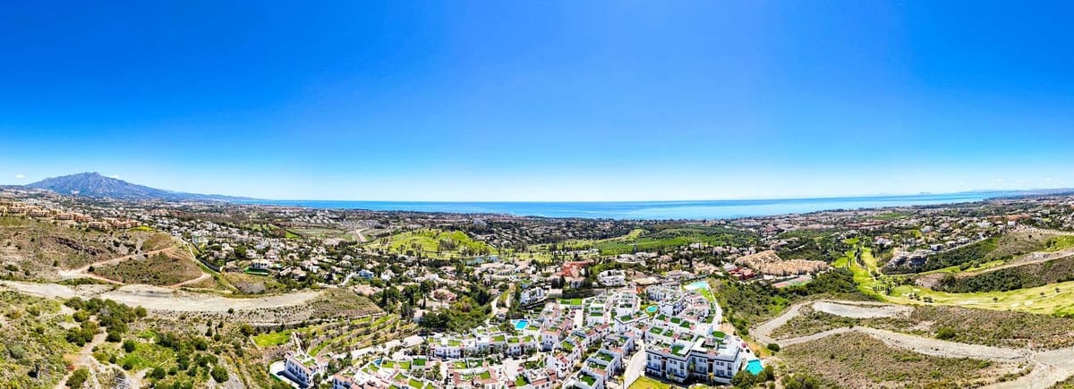 3 bedroom Apartment for sale in Benahavis with pool - € 665,000 (Ref: 9786774)