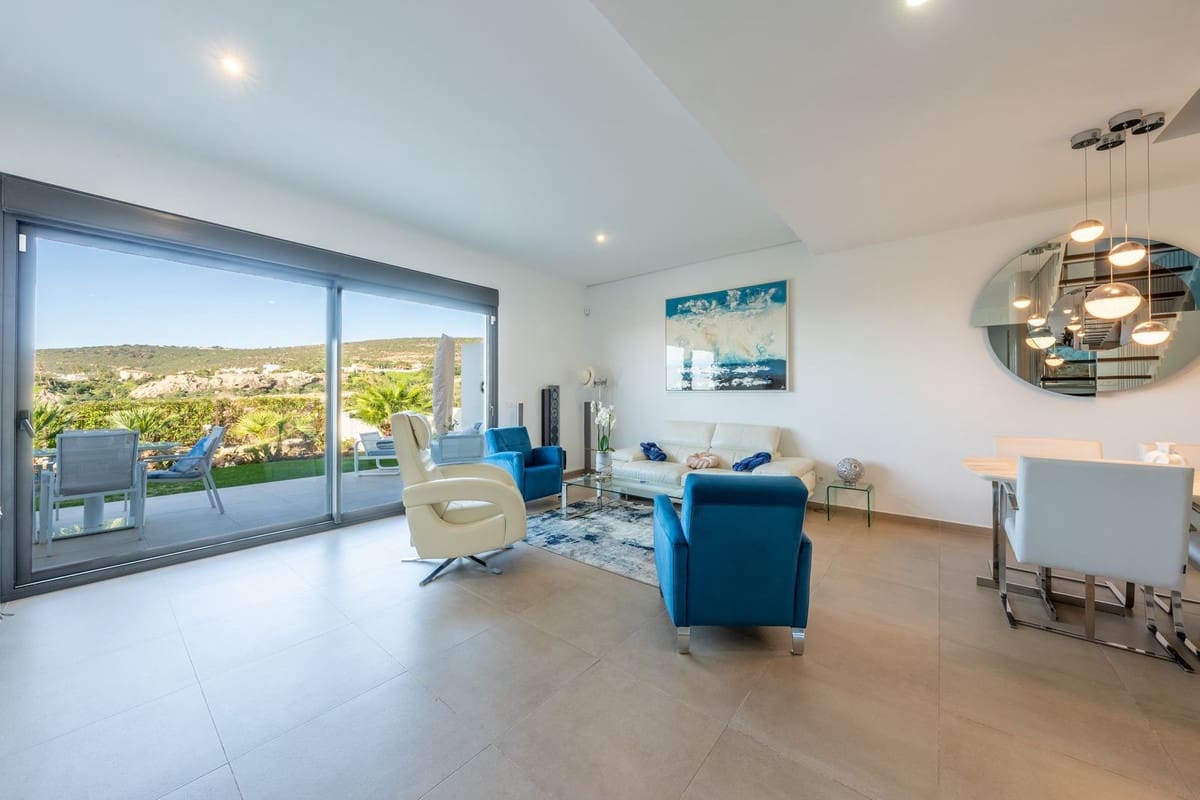 3 bedroom Townhouse for sale in Manilva with pool - € 465,000 (Ref: 9803782)