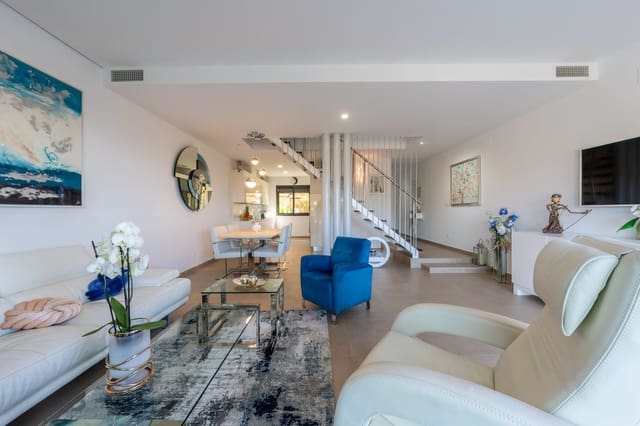 3 sypialnia Dom na sprzedaż w Manilva z basenem - 465 000 € (Ref: 9803782)