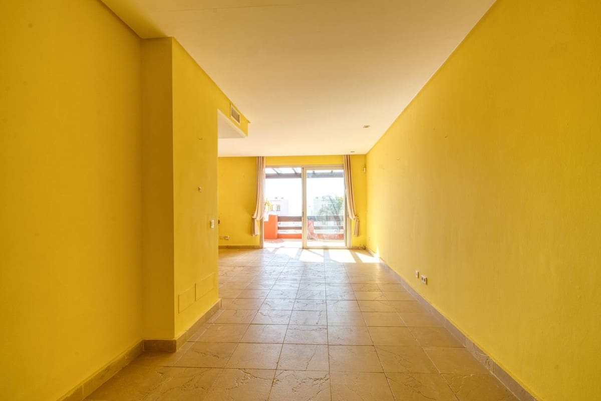 4 bedroom Townhouse for sale in Manilva with pool - € 450,000 (Ref: 9807314)