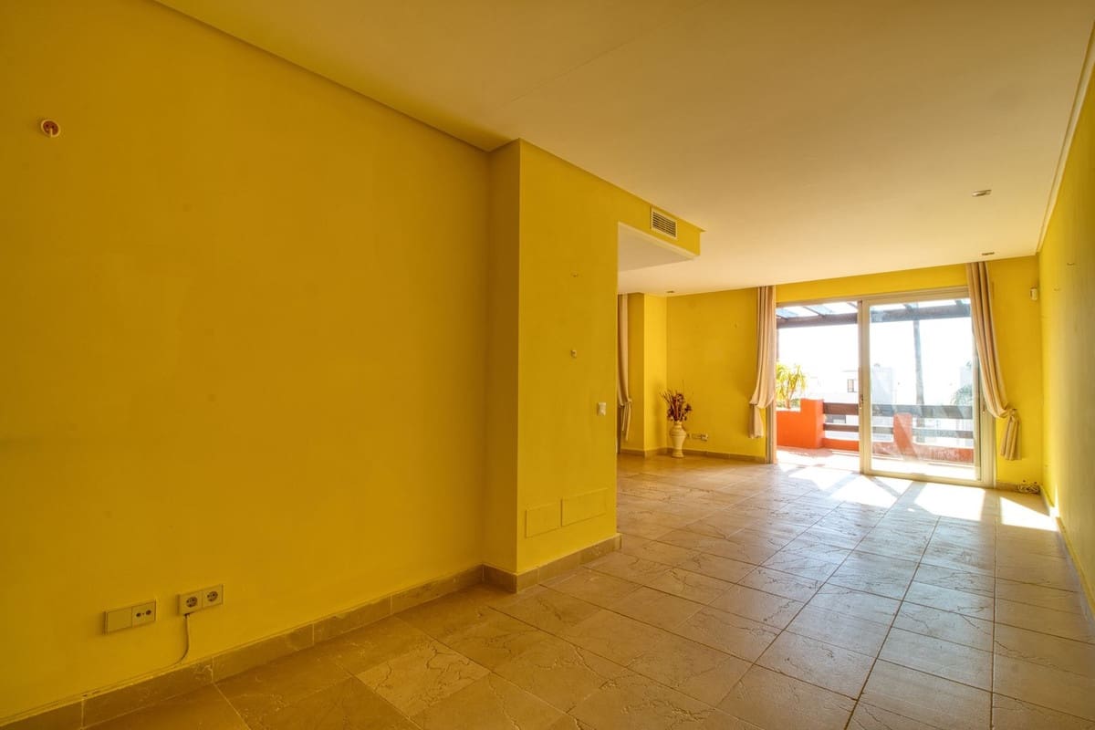 4 bedroom Townhouse for sale in Manilva with pool - € 450,000 (Ref: 9807314)