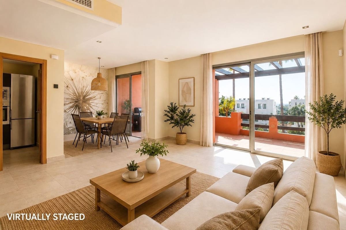 4 bedroom Townhouse for sale in Manilva with pool - € 450,000 (Ref: 9807314)