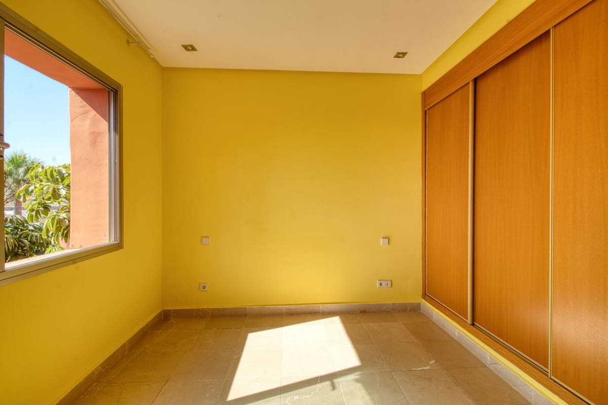 4 bedroom Townhouse for sale in Manilva with pool - € 450,000 (Ref: 9807314)