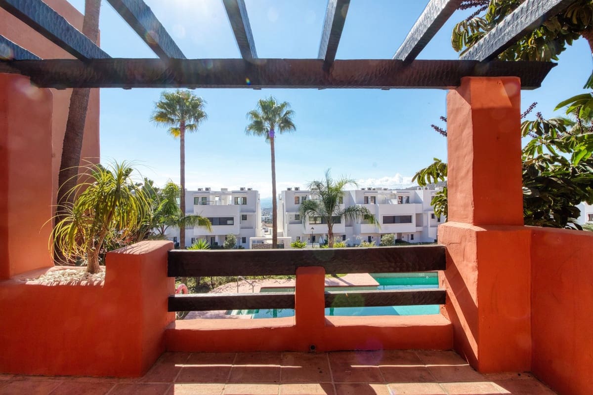 4 bedroom Townhouse for sale in Manilva with pool - € 450,000 (Ref: 9807314)