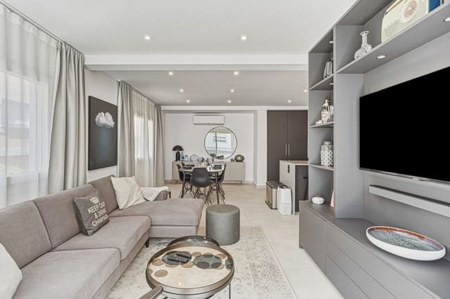 2 chambre Appartement à vendre à Centro ciudad, Fuengirola - 399 000 € (Ref: 9827974)