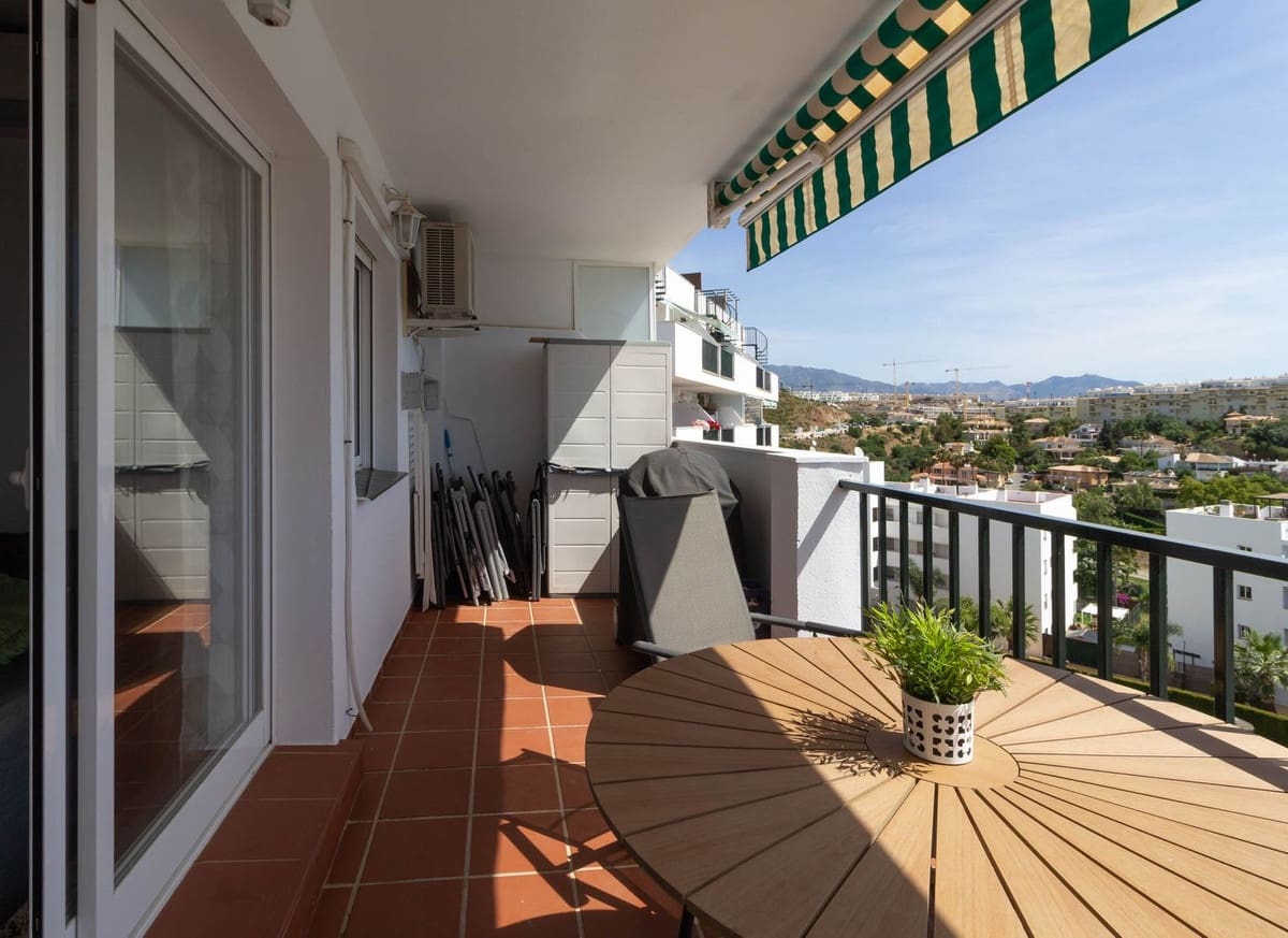 2 quarto Apartamento para venda em La Cala de Mijas com piscina - 295 000 € (Ref: 9858901)