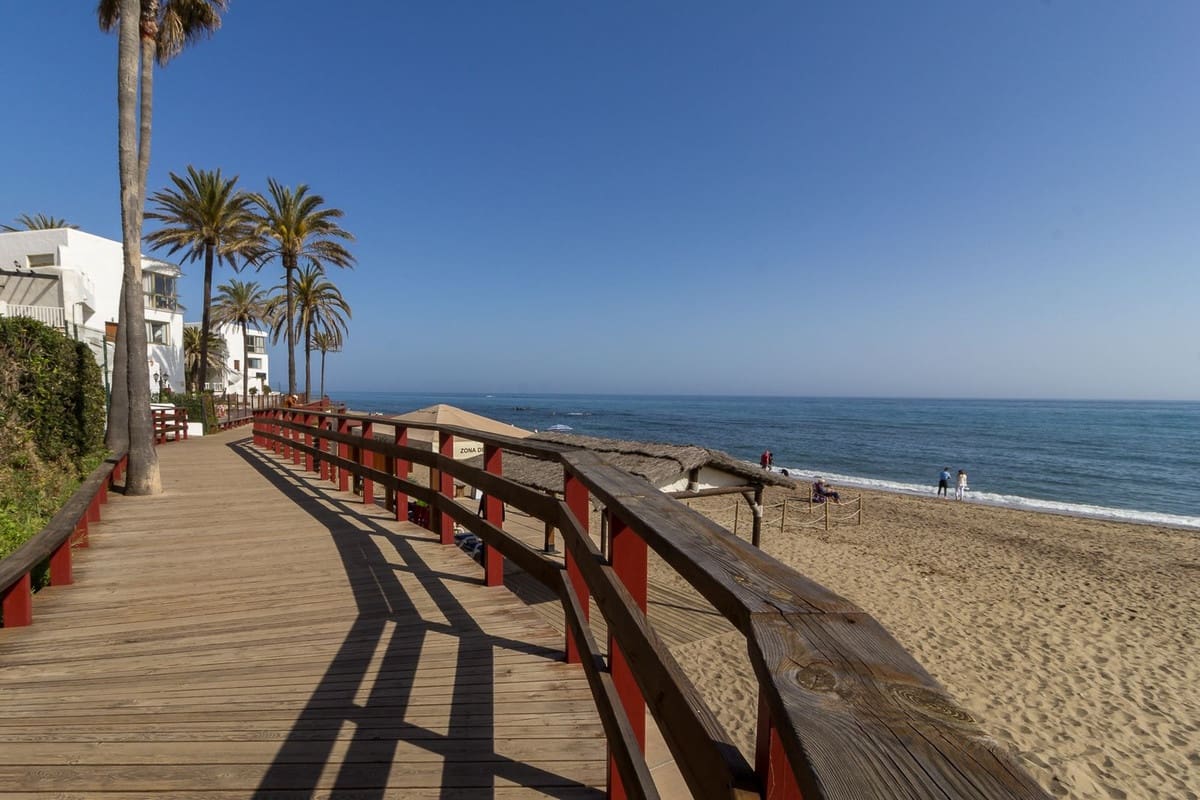 2 quarto Apartamento para venda em La Cala de Mijas com piscina - 295 000 € (Ref: 9858901)