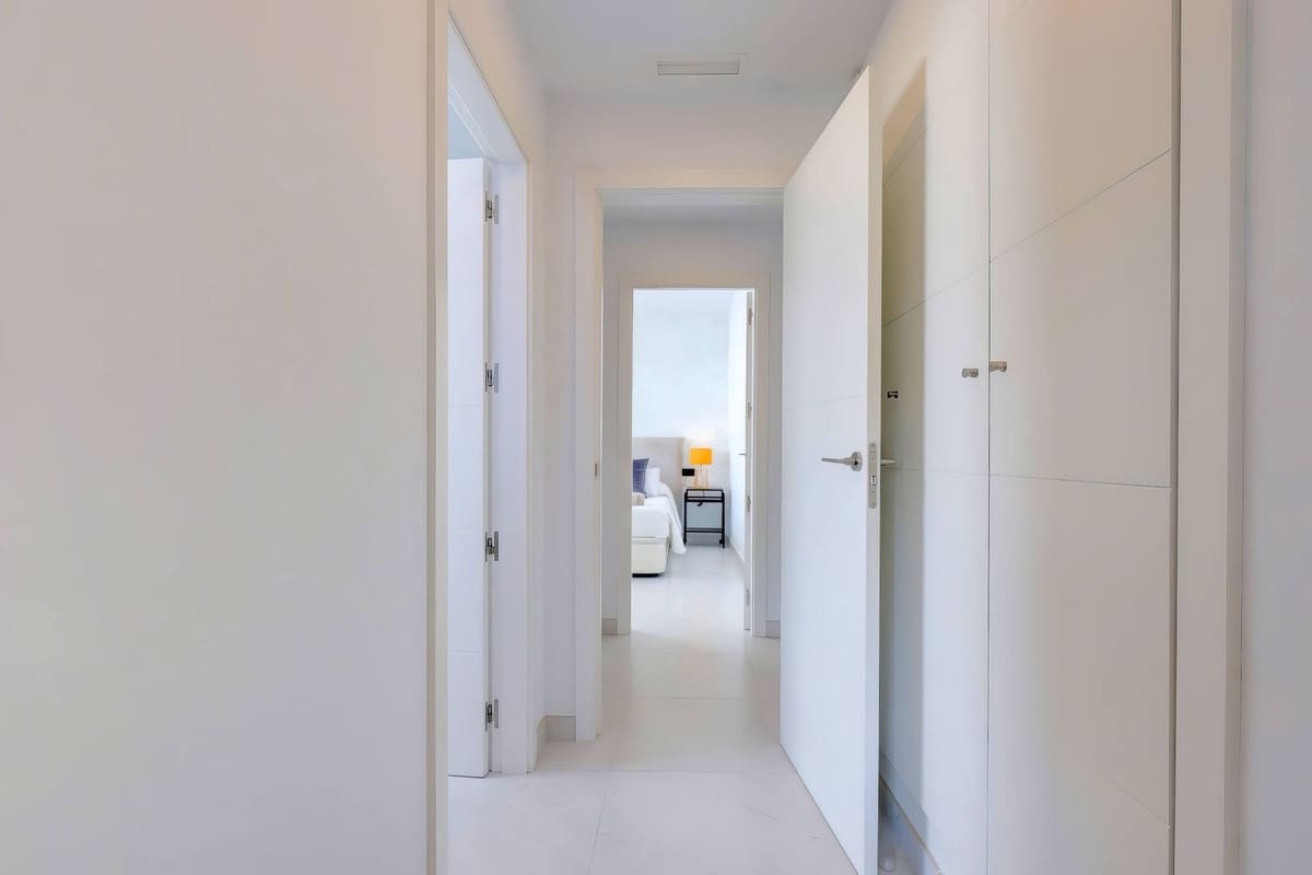 2 sypialnia Apartament na sprzedaż w Estepona z basenem - 565 000 € (Ref: 9863498)