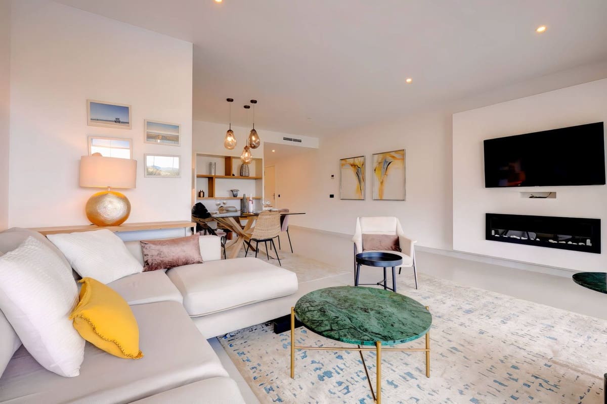 2 sypialnia Apartament na sprzedaż w Estepona z basenem - 565 000 € (Ref: 9863498)