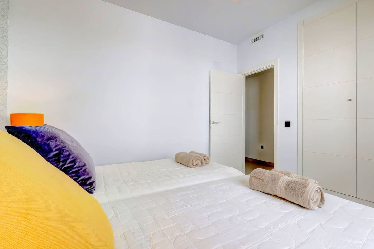 2 sypialnia Apartament na sprzedaż w Estepona z basenem - 565 000 € (Ref: 9863498)