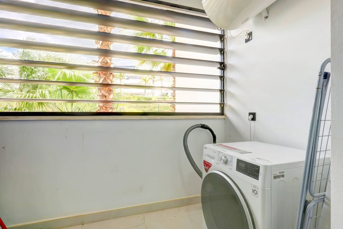 2 sypialnia Apartament na sprzedaż w Estepona z basenem - 565 000 € (Ref: 9863498)