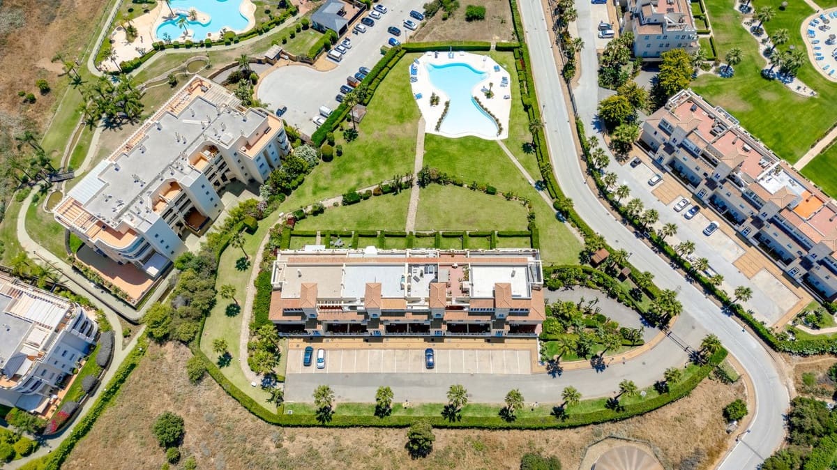 2 bedroom Apartment for sale in El Chaparral with pool - € 375,000 (Ref: 9869680)
