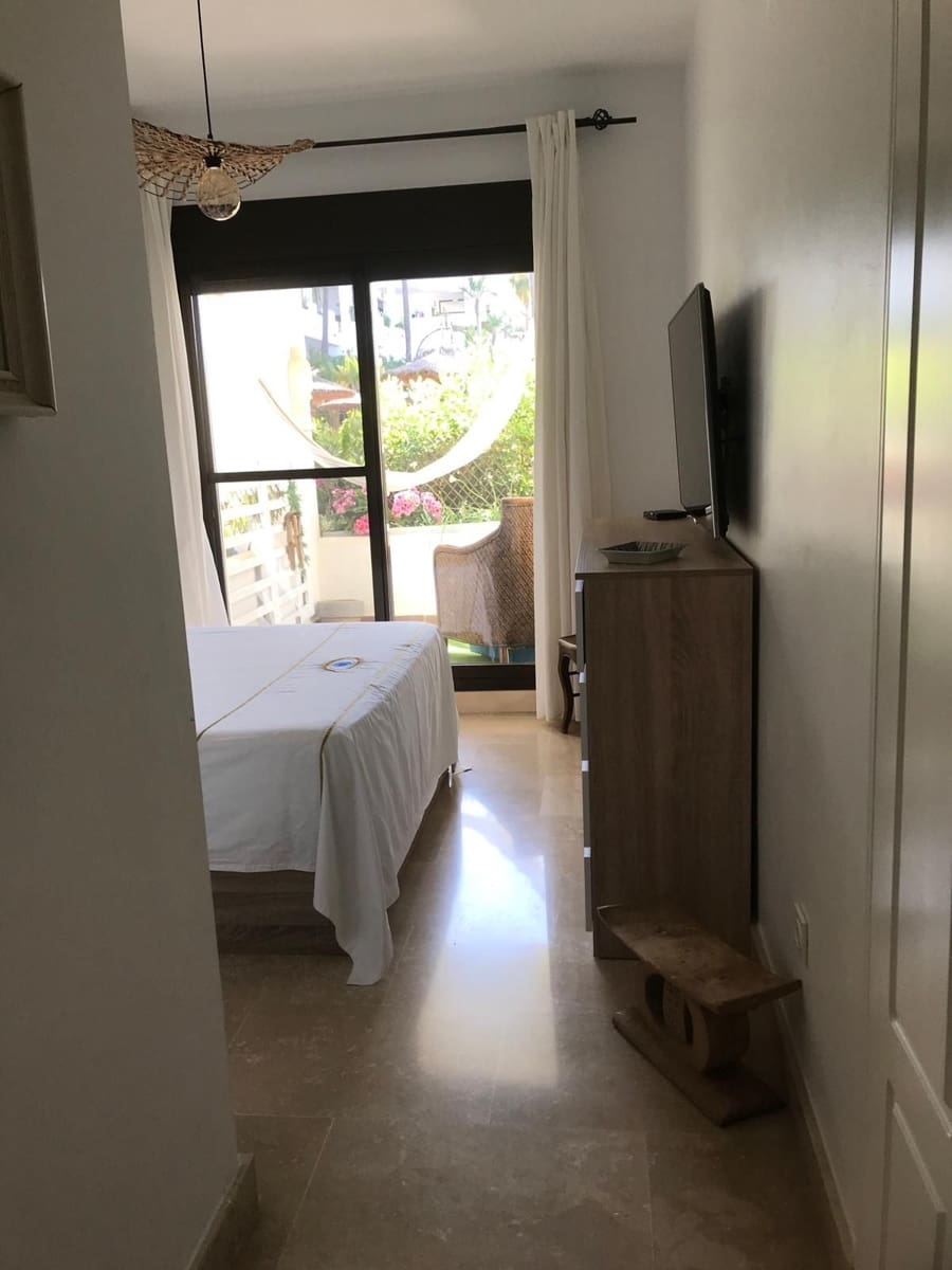3 sovrum Lägenhet till salu i Manilva med pool - 380 000 € (Ref: 9877277)
