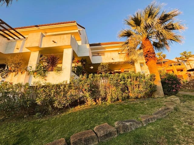 3 quarto Apartamento para venda em Manilva com piscina - 380 000 € (Ref: 9877277)