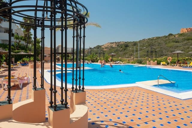 3 chambre Appartement à vendre à Manilva avec piscine - 380 000 € (Ref: 9877277)