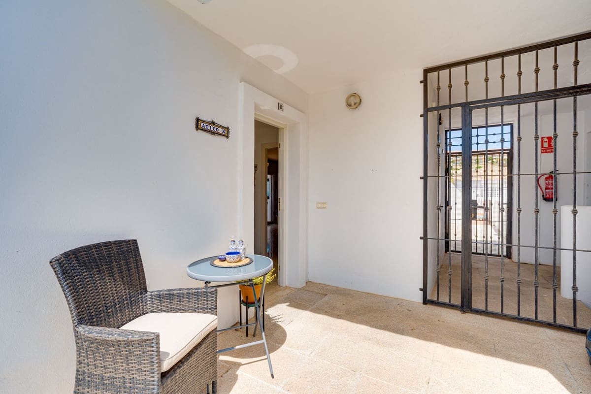 3 soverom Penthouse til salgs i Calahonda med svømmebasseng - € 449 000 (Ref: 9895400)