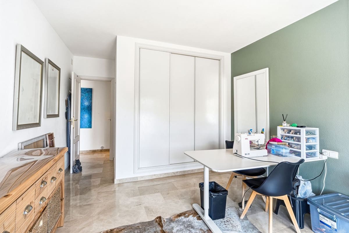 3 soverom Penthouse til salgs i Calahonda med svømmebasseng - € 449 000 (Ref: 9895400)