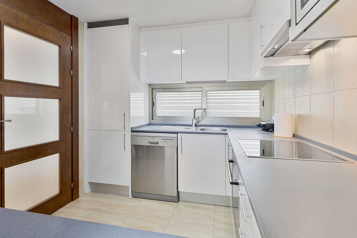 2 chambre Appartement à vendre à Mijas Costa avec piscine - 370 000 € (Ref: 9952927)