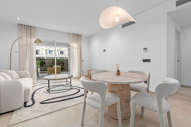 3 bedroom Apartment for sale in Marbella with pool - € 639,000 (Ref: 9952928)