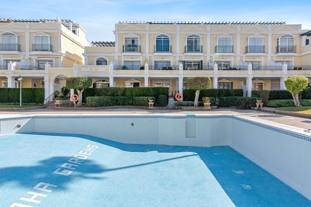 3 bedroom Apartment for sale in Marbella with pool - € 639,000 (Ref: 9952928)