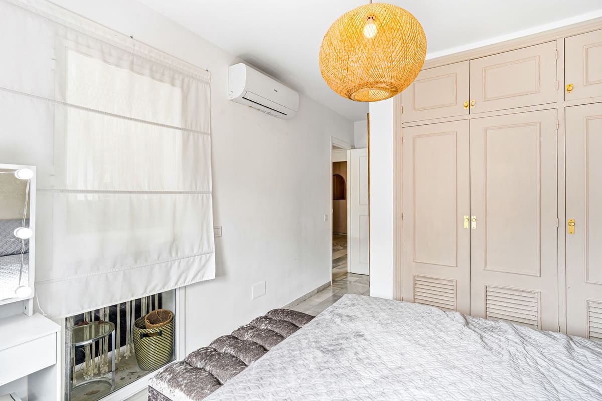 2 chambre Appartement à vendre à Riviera del Sol avec piscine - 299 000 € (Ref: 9969049)